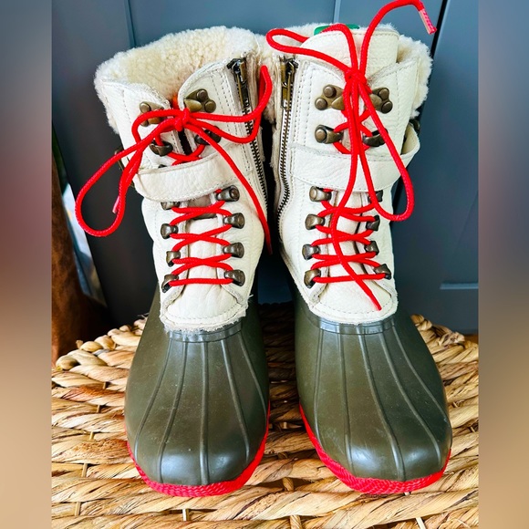 Sperry Top- Sider Special Edition Boots, Size 8 - Picture 2 of 7